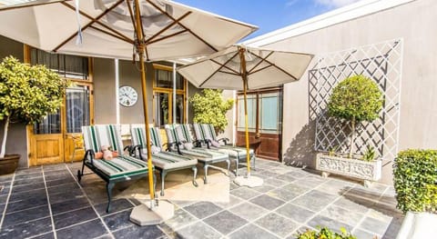 Lemoenkloof Guesthouse Hotel in Cape Town