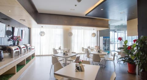 Jinjiang Inn Beijing Wukesong Huanle Mofang Hotel in Beijing