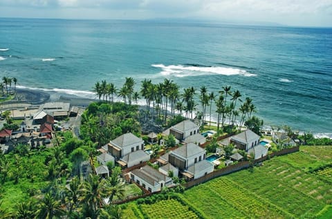 Majapahit Beach Villas by Nakula Villa in Sukawati