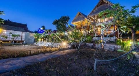 The Dafish Ceningan Campground/ 
RV Resort in Nusapenida