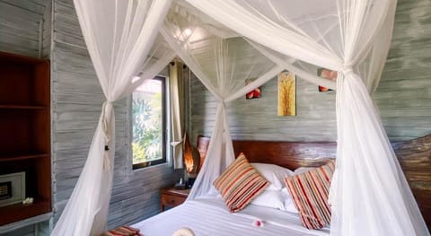 Abian Huts Dream Beach Lembongan Campground/ 
RV Resort in Nusapenida