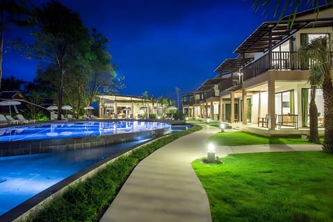 The Leaf on the Sands by Katathani Resort Resort in Khuekkhak