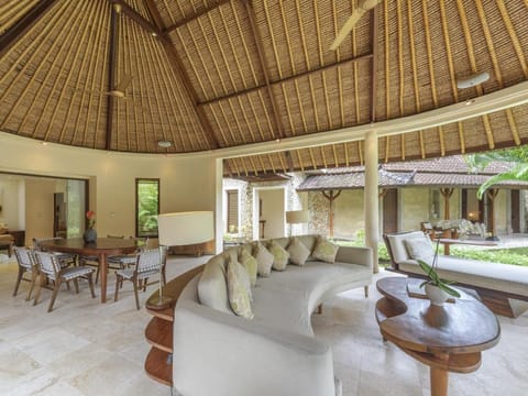 Villa Kubu Seminyak Villa in Kuta