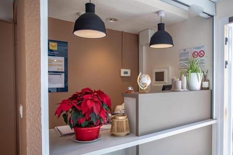 Premiere Classe Annecy Ouest - Cran Gevrier Hotel in Annecy