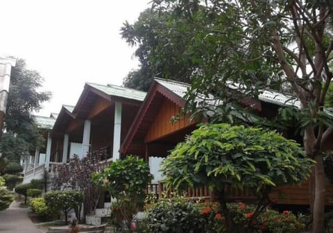 Save Bungalow Vacation rental in Ko Tao