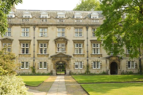 Christs College Cambridge Hotel in Cambridge
