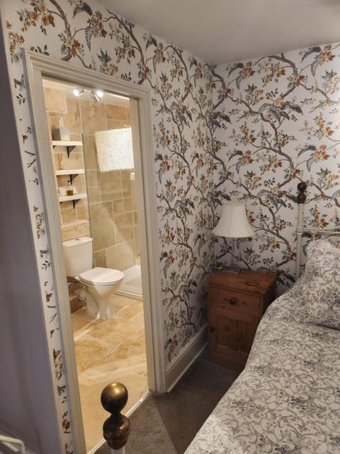 Anzac Street B+Bistro Bed and Breakfast in Dartmouth