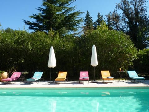 B&B Domaine de Rhodes Bed and Breakfast in Villeneuve-lès-Avignon
