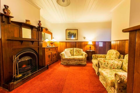 Angel's Aisle Cottages & Cafe Bed and Breakfast in Tasmania