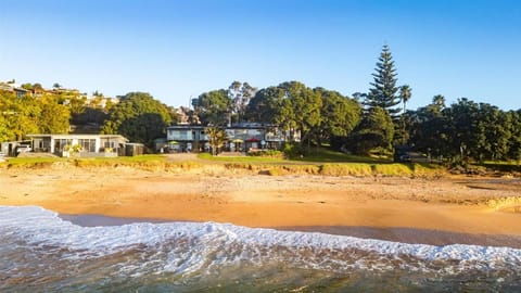 Driftwood Lodge Beachfront, Cable Bay Stays, Cable Bay, Northland Lodge in Northland