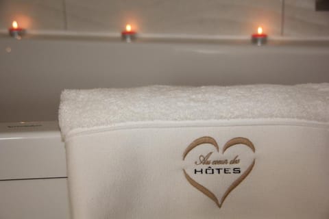 Au Coeur Des Hôtes Bed and Breakfast in Flanders