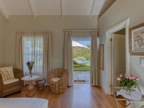 Explorer Guesthouse Bed and Breakfast in Cape Town