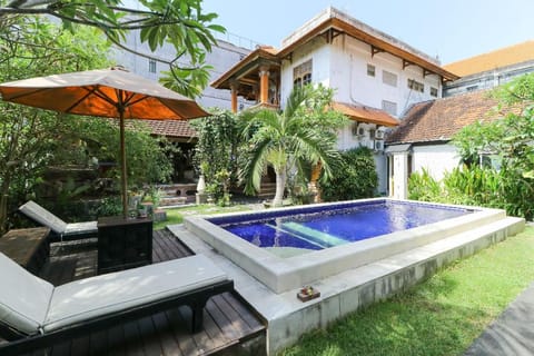 The Legian Mas Beach Inn Hotel in Kuta