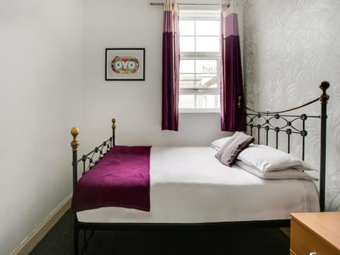 OYO Gin House Hotel Hotel in Greenock