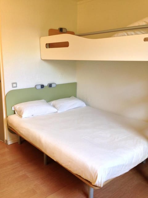ibis budget Chartres Hotel in Chartres