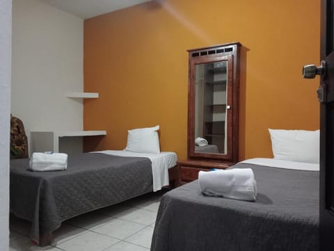 Residencia San Pablo Hostel in Santiago de Queretaro