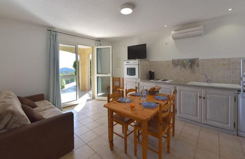 Résidence Chiar' Di Luna Vacation rental in Zonza