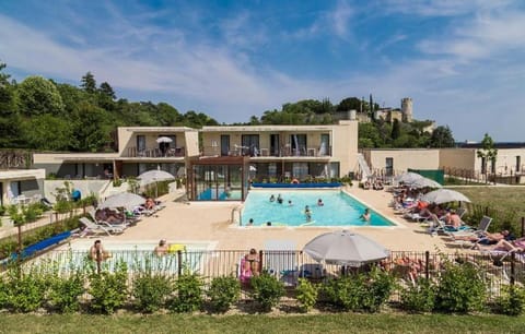 Residence Prestige Odalys Le Clos Saint Michel Apartment hotel in Centre-Val de Loire
