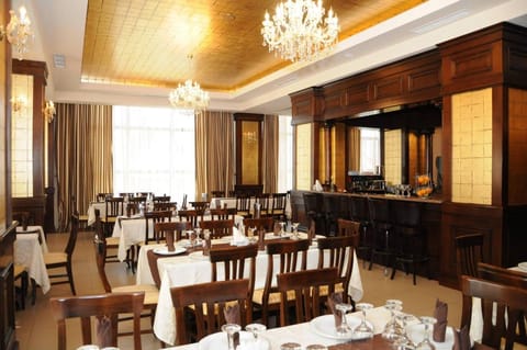 Rexton Hotel Hotel in Craiova