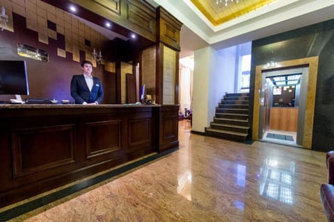Rexton Hotel Hotel in Craiova