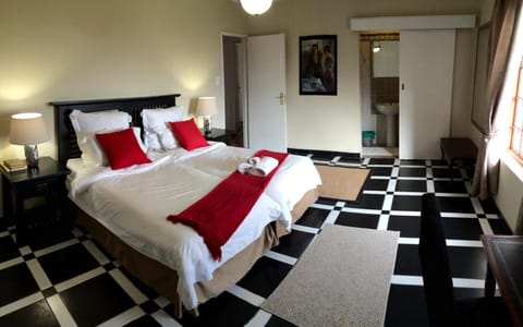 Helderberg Guesthouse Bed and Breakfast in Cape Town