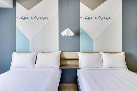 One Acapulco Costera Hotel in Acapulco