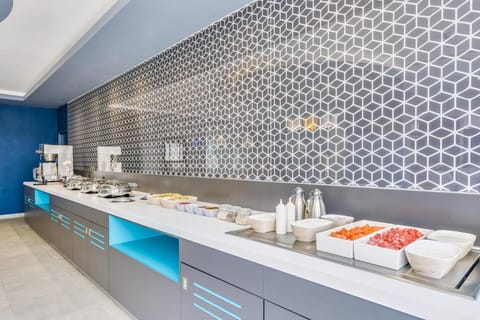 One Acapulco Costera Hotel in Acapulco