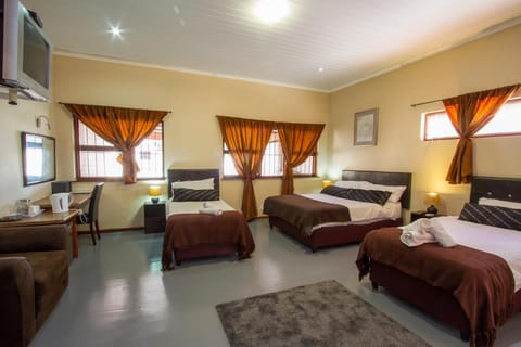 Ramasibi Guest Services Bed and Breakfast in Cape Town
