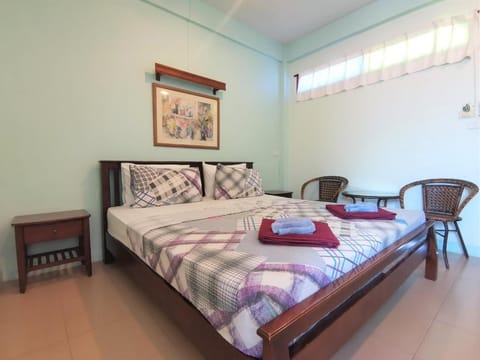 Baan Porjai Guesthouse Hotel in Sala Dan