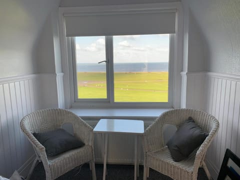 Cara Guesthouse Bed and Breakfast in Whitley Bay