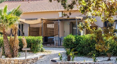 Le Domaine de la Mer - Hôtel 3*** Apartment in Hyères