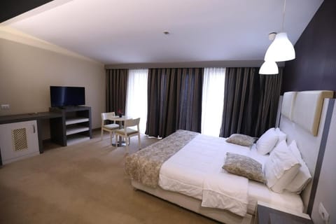 Hotel 1 Maji Hotel in Municipality of Ohrid, North Macedonia