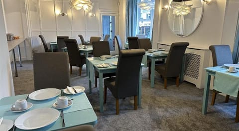 Tintagel Arms Bed and Breakfast Bed and Breakfast in Tintagel