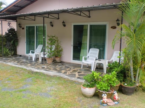 Lanta DD House Hotel in Sala Dan