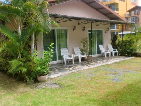 Lanta DD House Hotel in Sala Dan