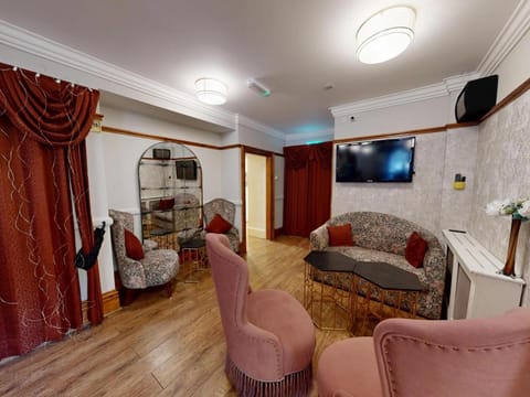 High Tor Hotel Bed and Breakfast in Matlock