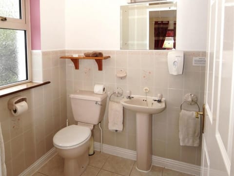 Launard House Bed and Breakfast in Kilkenny City