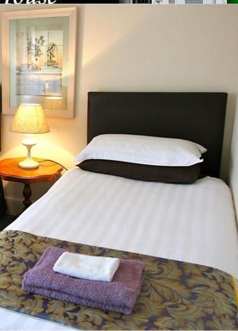 Melrose Guest House Bed and Breakfast in Douglas