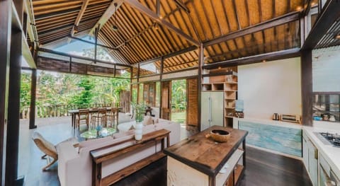 Surya Kembar Luxury Villas Resort in Sukawati