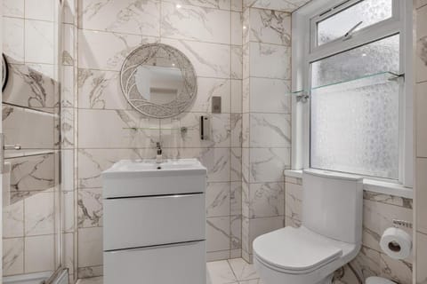 Drake Hotel Plymouth Hotel in Plymouth