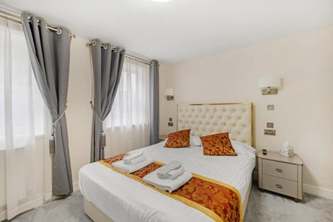 Drake Hotel Plymouth Hotel in Plymouth