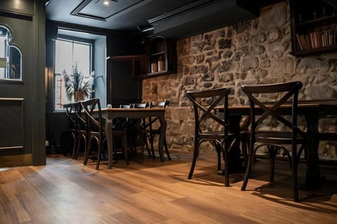 Hairy Lemon Hotel in Alnwick