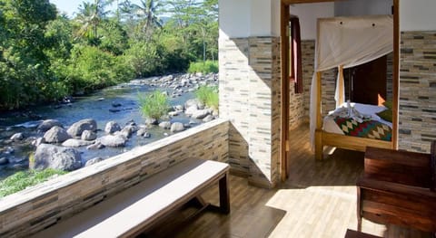 Tepi Sungai Guest House Hotel in Sidemen