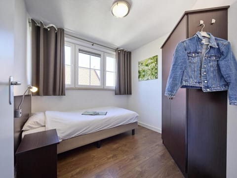 Farmhouse in Limburg with Private Sauna Villa in Roggel