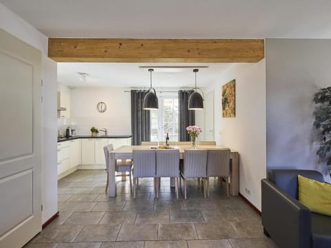 Farmhouse in Limburg near Designer Outlet Villa in Roggel