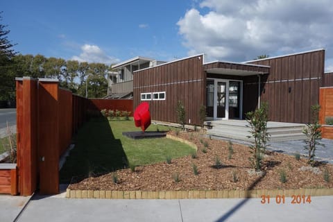 Parakai Springs Lodge Hotel in Auckland Region