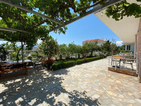 Aparthotel PAJA Ksamil Hotel in Ksamil