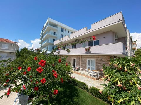 Aparthotel PAJA Ksamil Hotel in Ksamil