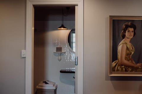 Ship Inn Stanley Bed and Breakfast in Tasmania