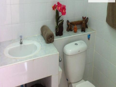 Hula Hula House Apartment hotel in Sala Dan